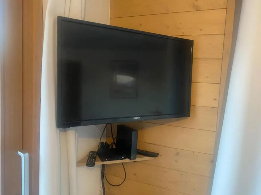 Apartmán Meribel 2 Pieces Avec Cabine, Centre, Proche Commerce Et Pistes Avec Parking Et Wifi Etat Neuf Les Allues
